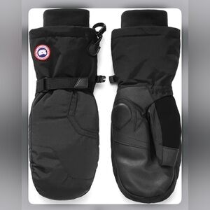 Canada Goose Black Men's Arctic Down Mitts NWT